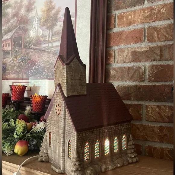 ❤️ Rare Vintage 1981 Large Catholic Stained Glass Lighted Musical Church‼️FINAL